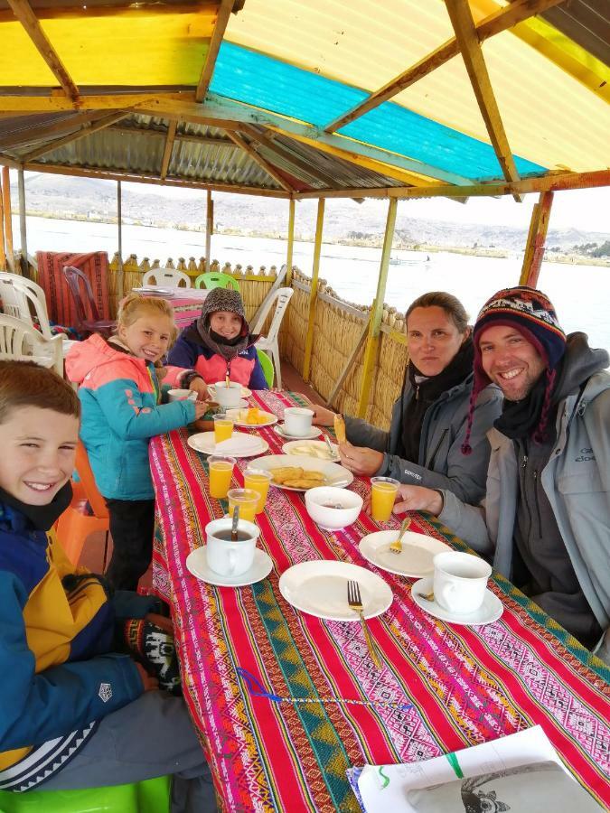 Uros Lodge Lover Titiqaqa Puno Exterior photo